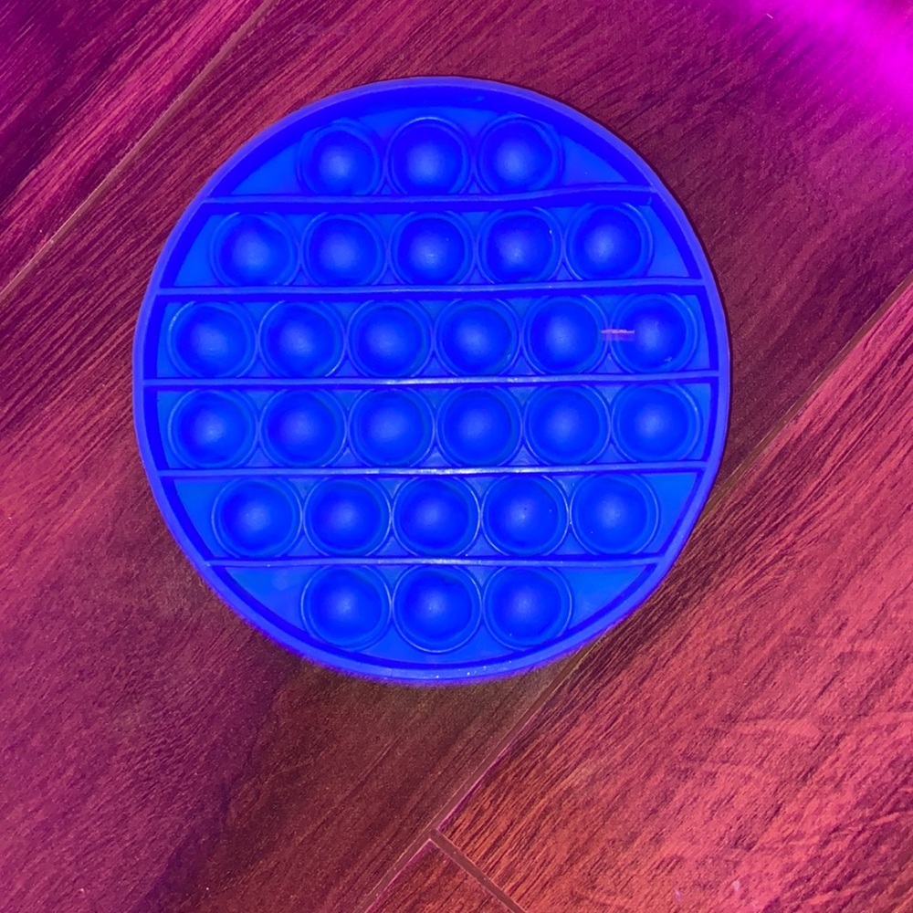 Blue circle pop it!